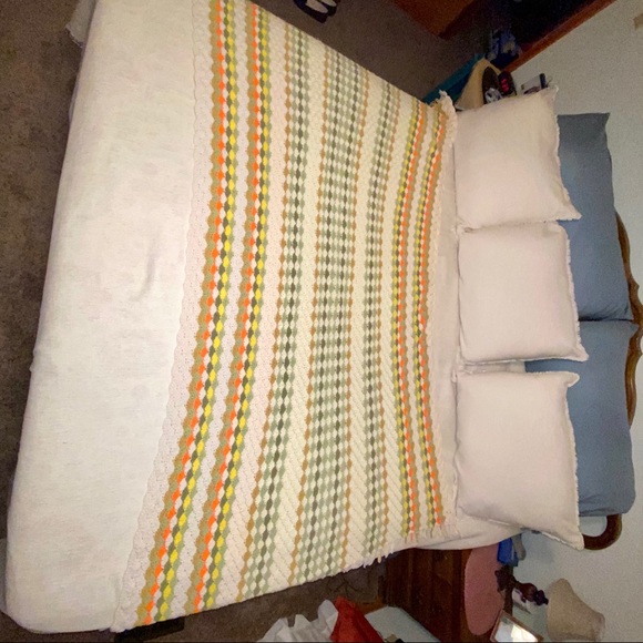 HANDMADE afghan blanket - Picture 7 of 7